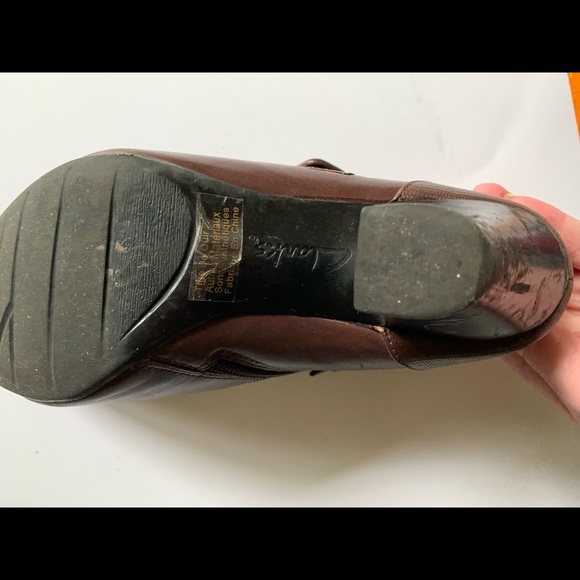 Clarks Bendables Booties Brown size 9 - Picture 7 of 11